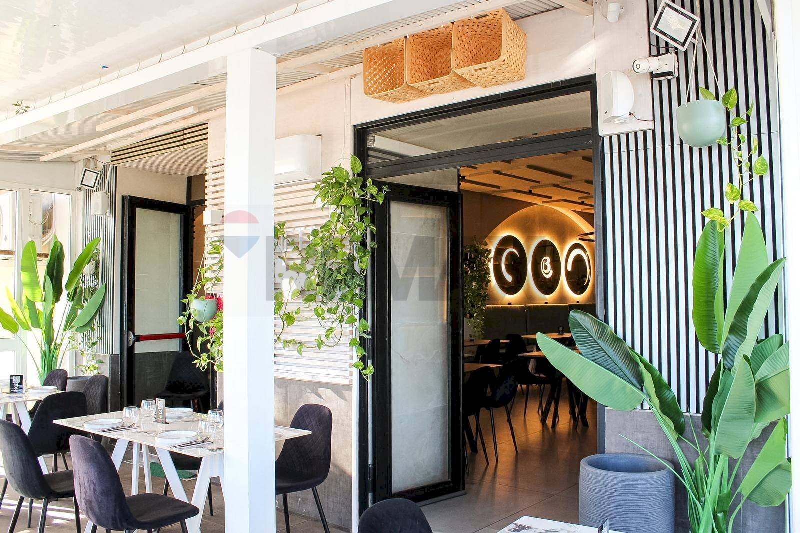 Sala da pranzo - Shop Corso Umberto I
 
53, Pozzuoli - photo 1