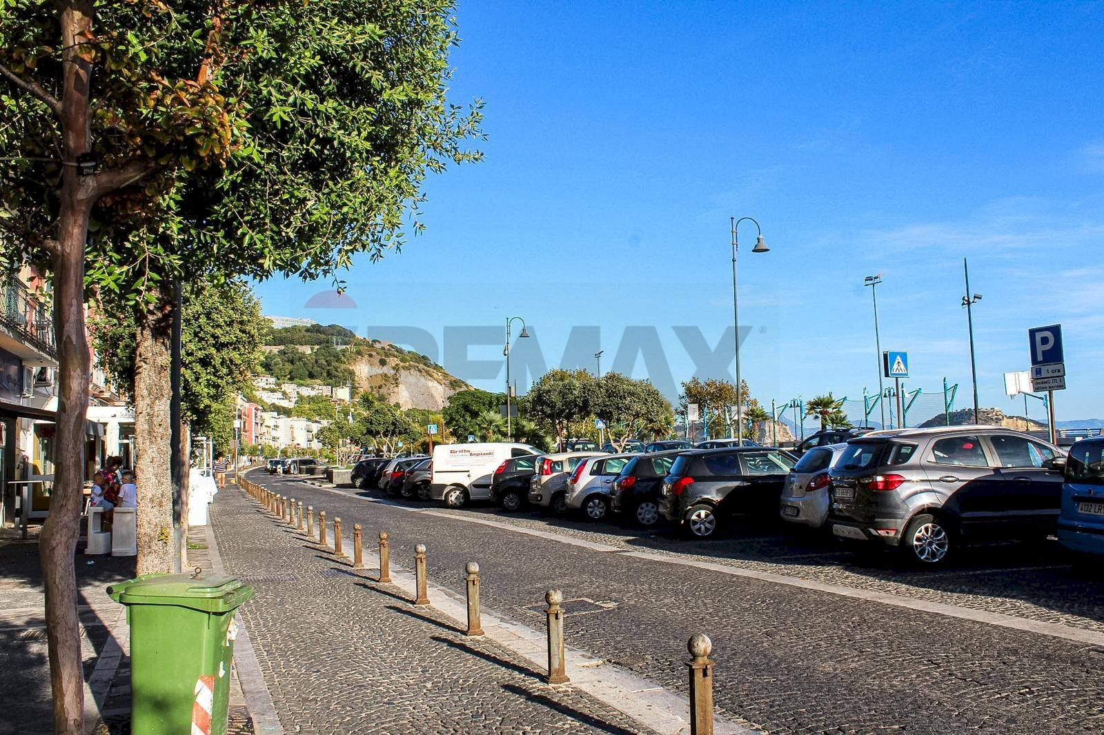 Edificio all\'aperto - Shop Corso Umberto I
 
53, Pozzuoli - photo 2