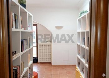 Camera / camera da letto - Quadrilocale Via Santa Teresa Degli Scalzi, Napoli - foto 15