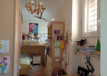 Camera / camera da letto - Quadrilocale Via Santa Teresa Degli Scalzi, Napoli - foto 23