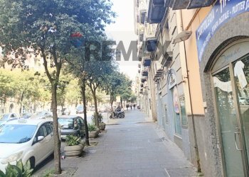 Edificio all\'aperto - Quadrilocale Via Santa Teresa Degli Scalzi, Napoli - foto 31