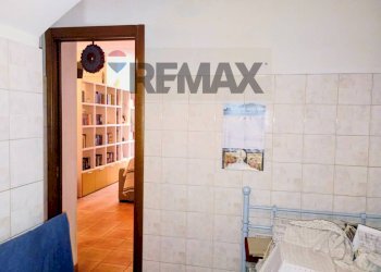 Camera / camera da letto - Quadrilocale Via Santa Teresa Degli Scalzi, Napoli - foto 25