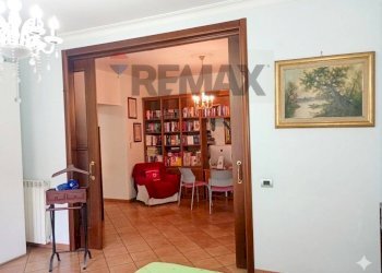 Camera / camera da letto - Quadrilocale Via Santa Teresa Degli Scalzi, Napoli - foto 26