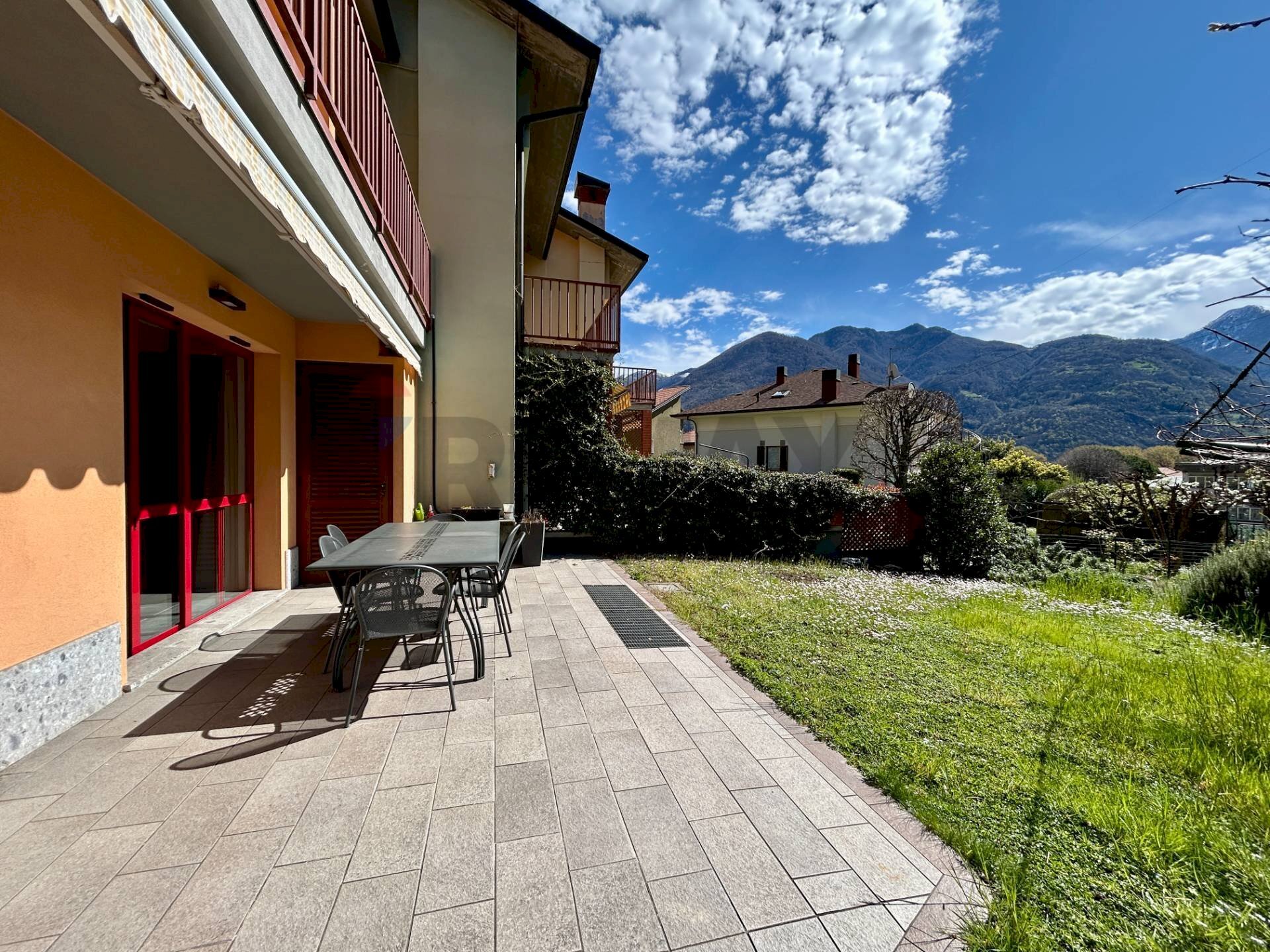 Terrazza - Villa Costa Volpino - photo 3