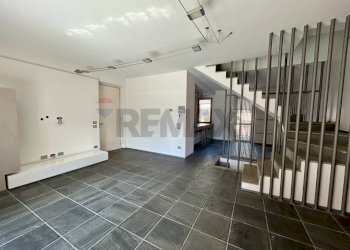 Stanza vuota - Villa Costa Volpino - photo 4