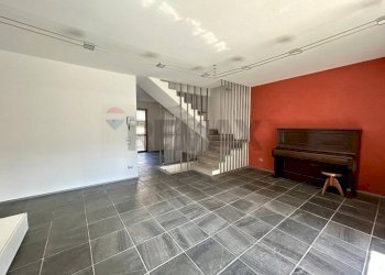 Stanza vuota - Villa Costa Volpino - photo 5