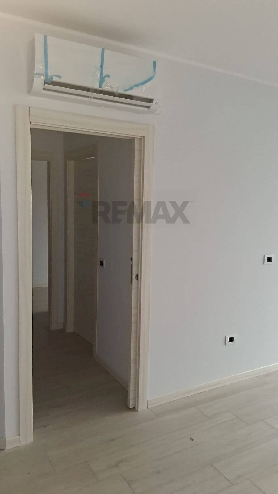 Stanza vuota - Two-room apartment Via Leonardo da Vinci
 
185, Badia Polesine - photo 3