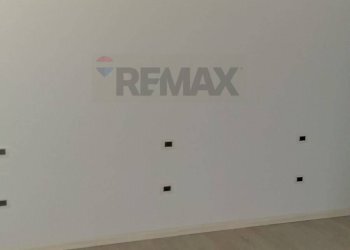 Stanza vuota - Bilocale Via Leonardo da Vinci
 
185, Badia Polesine - foto 5