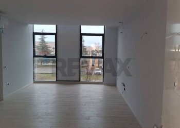 Stanza vuota - Bilocale Via Leonardo da Vinci
 
185, Badia Polesine - foto 1