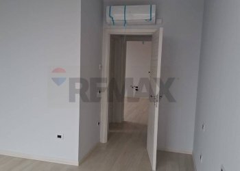 Stanza vuota - Bilocale Via Leonardo da Vinci
 
185, Badia Polesine - foto 2