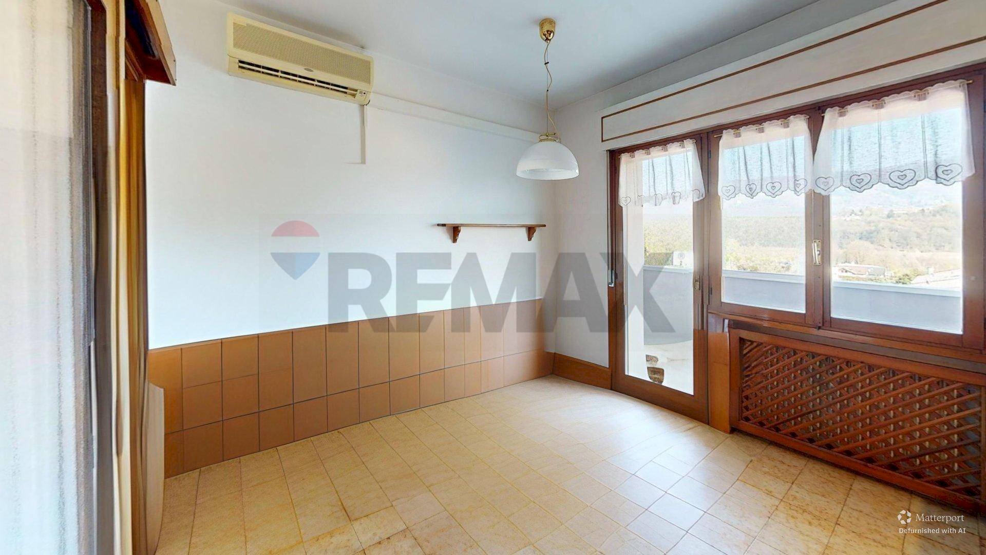 Stanza vuota - Apartment Via Alpago Novello
11, Belluno - photo 2