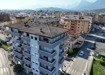 Edificio all\'aperto - Apartment Via Alpago Novello
11, Belluno - photo 1