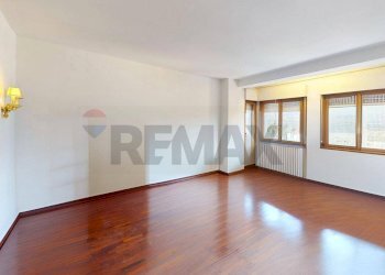 Stanza vuota - Apartment Via Alpago Novello
11, Belluno - photo 14