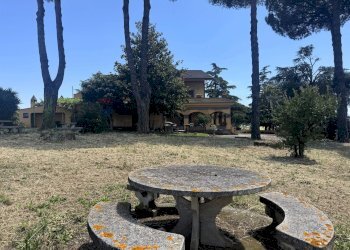 Giardino - Villa Via della Tenutella
 
74, Albano Laziale - photo 5