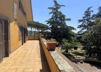Terrazza - Villa Via della Tenutella
 
74, Albano Laziale - photo 31