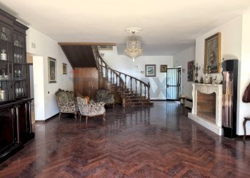 Soggiorno - Villa Via della Tenutella
 
74, Albano Laziale - photo 32