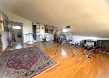 Palestra - Villa Via della Tenutella
 
74, Albano Laziale - photo 49