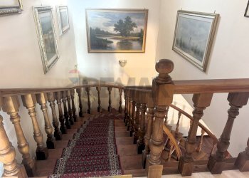 Scale - Villa Via della Tenutella
 
74, Albano Laziale - photo 64