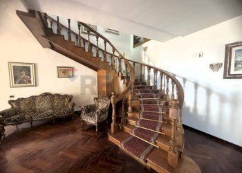 Scale - Villa Via della Tenutella
 
74, Albano Laziale - photo 69