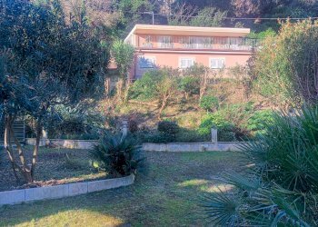 Foto 1 - Villa Via Sanda
 
19, Celle Ligure - foto 1