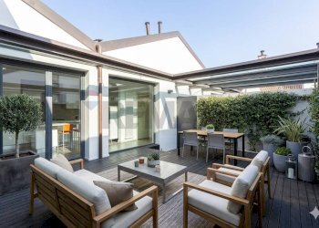 Terrazza - Attico Via Trento
 
41, Parma - foto 1