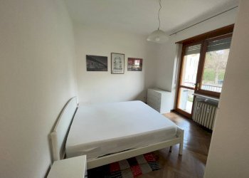 camera da letto - Bilocale Corso Europa
 
19, Mondovì - foto 7
