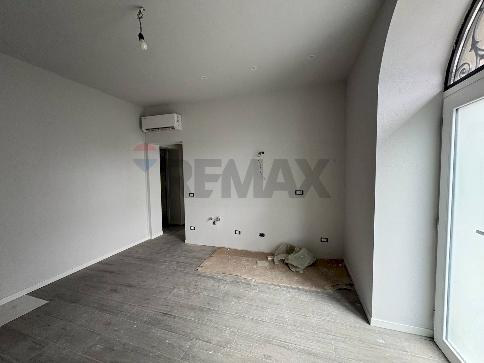 Stanza vuota - Quadrilocale Castelnuovo di Garfagnana - foto 3