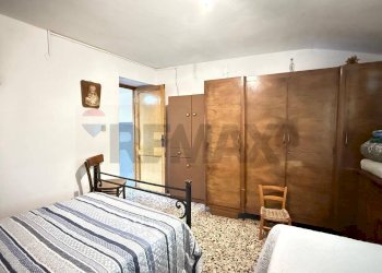 Camera / camera da letto - Independent house VIA AIE
 
30, Bagni di Lucca - photo 12