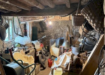 Dispensa di stoccaggio - Independent house VIA AIE
 
30, Bagni di Lucca - photo 27