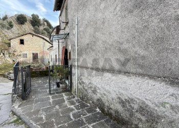 Casa all\'aperto - Independent house VIA AIE
 
30, Bagni di Lucca - photo 39