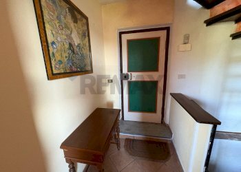 Hall / corridoio - Casa semi indipendente Via della Torre Boveglio, Villa Basilica - foto 5