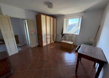 Stanza vuota - Casa semi indipendente Via della Torre Boveglio, Villa Basilica - foto 7