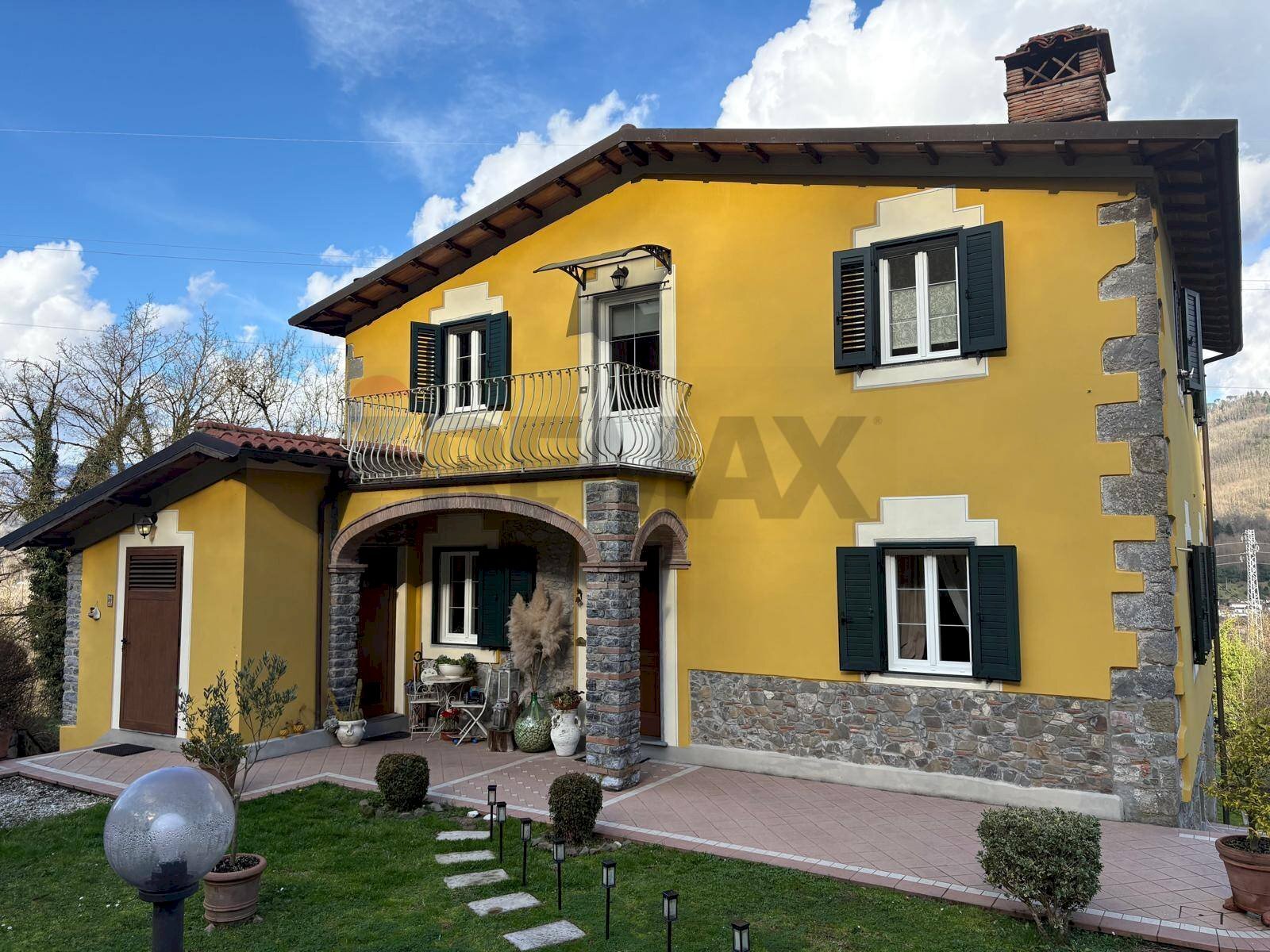 Casa all\'aperto - Villa via lodovica gioviano
 
snc, Borgo a Mozzano - foto 2