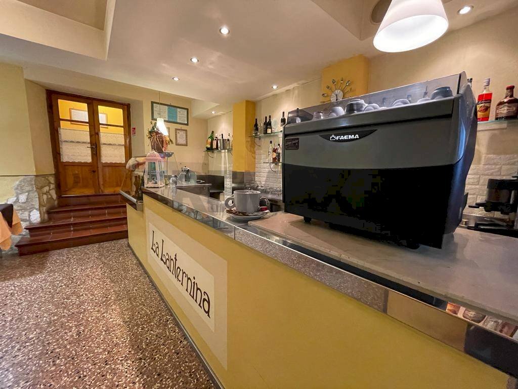 Cucina - Locale Commerciale Bagni di Lucca - foto 2