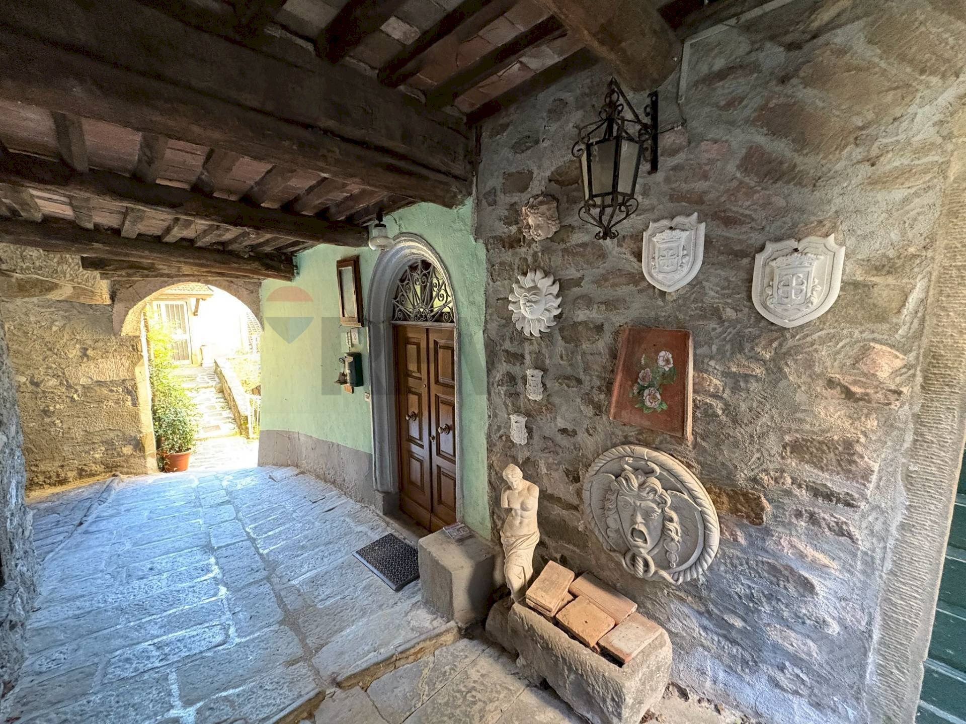 Cantina - Casa semi indipendente via ruga palleggio
 
02, Bagni di Lucca - foto 1