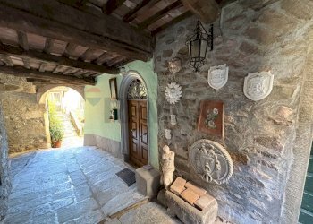 Cantina - Casa semi indipendente via ruga palleggio
 
02, Bagni di Lucca - foto 1