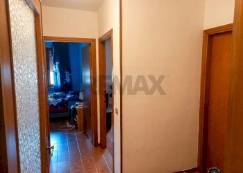 Hall / corridoio - Appartamento Borgo a Mozzano - foto 12