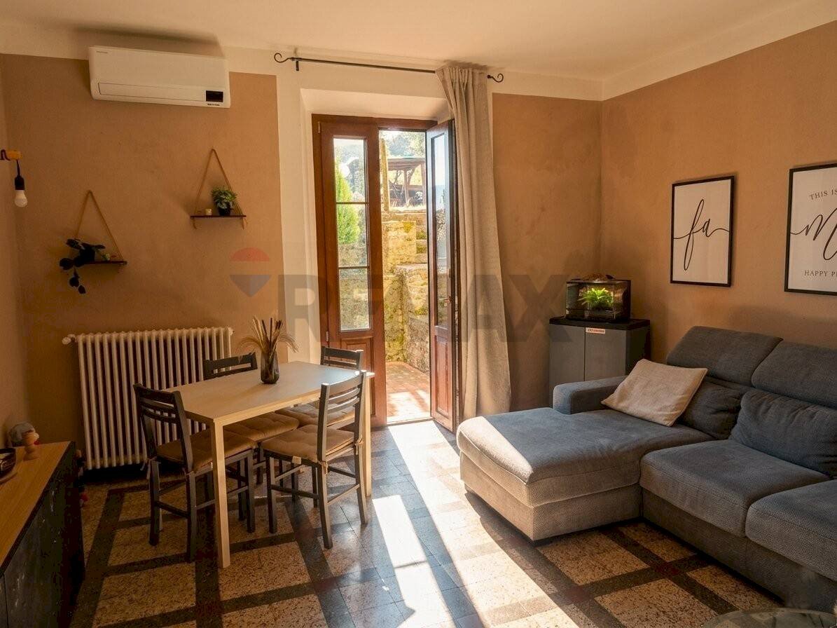 Sala da pranzo - Casa semi indipendente Borgo a Mozzano - foto 3