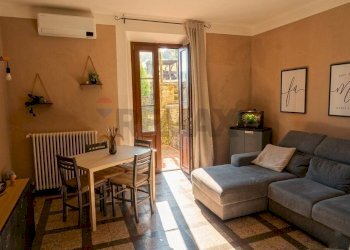 Sala da pranzo - Casa semi indipendente Borgo a Mozzano - foto 3