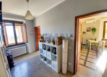 Hall / corridoio - Casa semi indipendente Borgo a Mozzano - foto 12