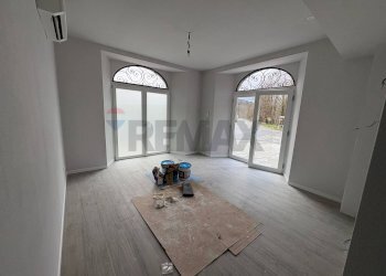 Stanza vuota - Appartamento sp del passo delle radici castelnuovo di garfagnana
 
2c, Castelnuovo di Garfagnana - foto 1