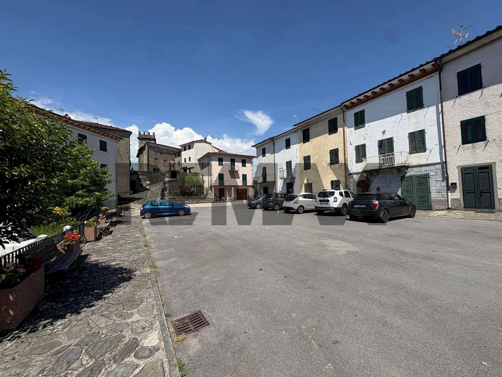 Edificio all\'aperto - Casa semi indipendente PIAZZA SANTA MARIA
9, Bagni di Lucca - foto 2