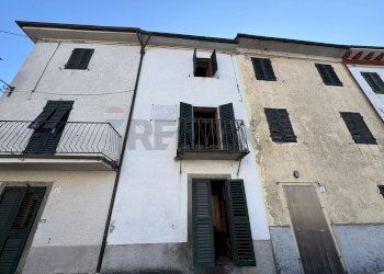 Edificio all\'aperto - Casa semi indipendente Bagni di Lucca - foto 1