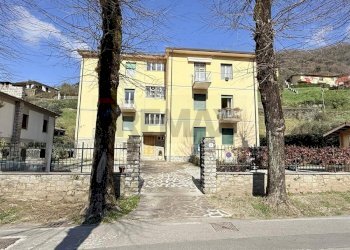 Edificio all\'aperto - Appartamento Bagni di Lucca - foto 1