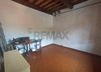 Stanza vuota - Appartamento Bagni di Lucca - foto 9