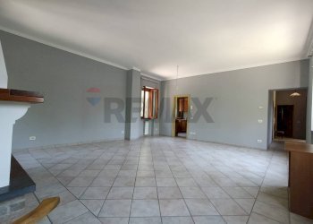 Stanza vuota - Villa Bagni di Lucca - foto 45