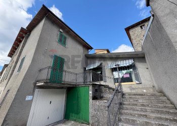 Casa all\'aperto - Casa semi indipendente Via Nazionale Popiglio
 
123, San Marcello Piteglio - foto 1