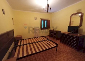 Camera / camera da letto - Casa indipendente via della torre
 
53, Villa Basilica - foto 20