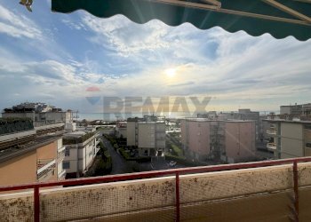 Balcone - Attic Quartiere Diaz
 
110, Viareggio - photo 24