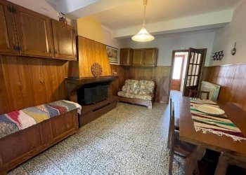 Sala da pranzo - Casa indipendente Borgo a Mozzano - foto 11